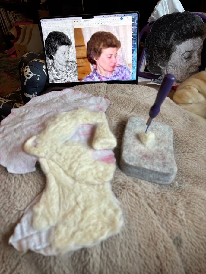 starting a needle-felted face